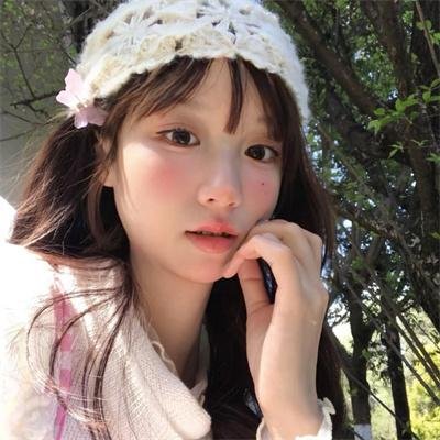 布劳涅森林的女人们